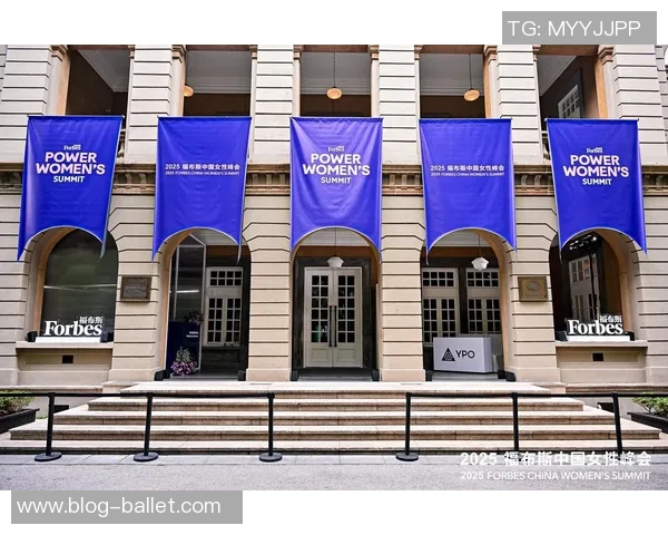 福布斯发布2025年度十大经纪人名单富保罗佣金高达111亿美元位列第三 福布斯发布2025年度十大经纪人名单富保罗佣金高达111亿美元位列第三