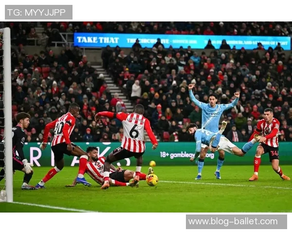 英超精彩对决诺丁汉森林逆袭西汉姆联展现强大实力 英超精彩对决诺丁汉森林逆袭西汉姆联展现强大实力