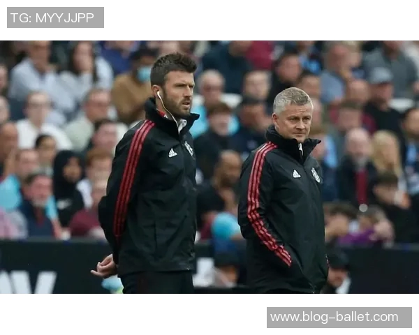 弗格森倾向卡里克接任曼联主帅而非索尔斯克亚但不看好长期执教 弗格森倾向卡里克接任曼联主帅而非索尔斯克亚但不看好长期执教