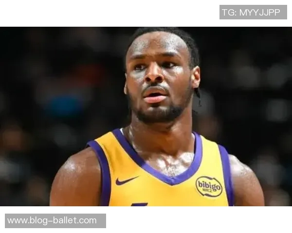 詹姆斯谈布朗尼回归主场感受全场热烈掌声令人振奋 詹姆斯谈布朗尼回归主场感受全场热烈掌声令人振奋